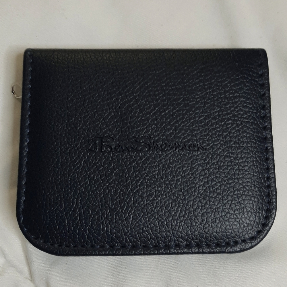 Ben Sherman Grooming Travel Kit - Picture 4 of 5